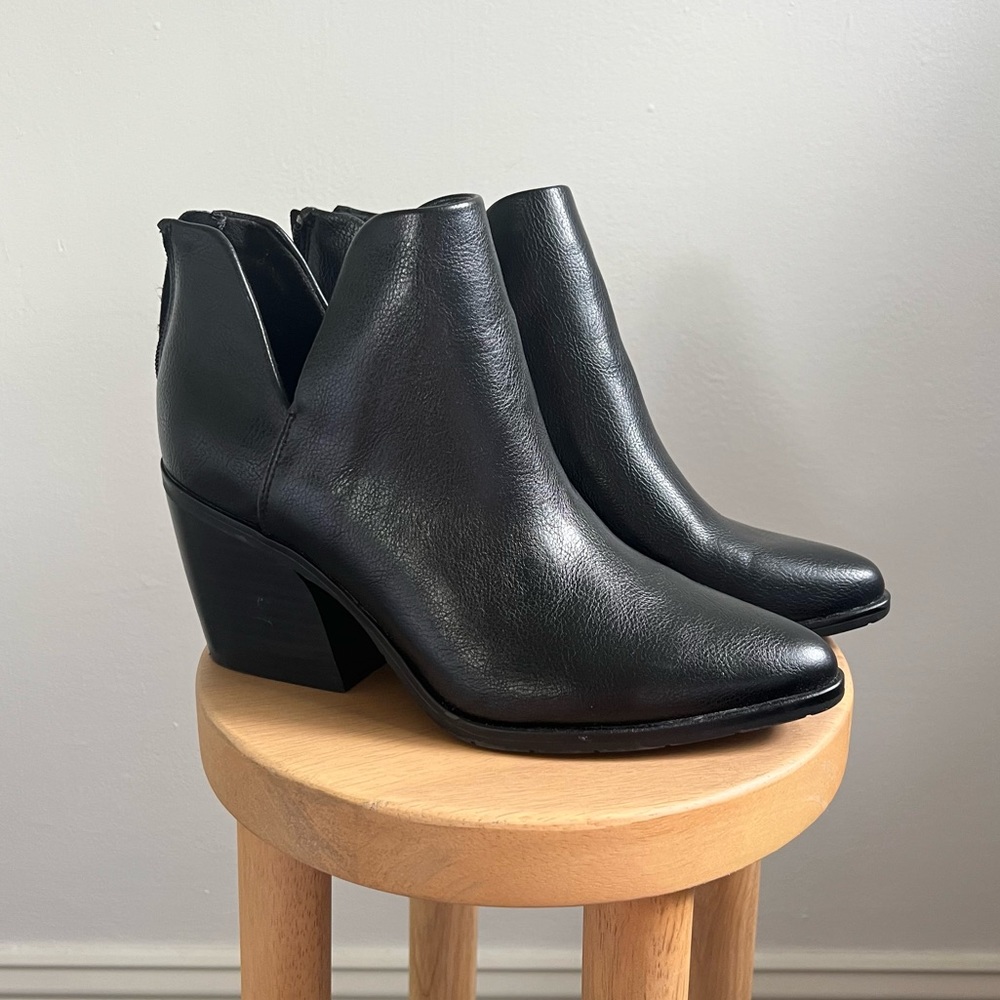 Michael Shannon Black Aubrey Heeled Ankle Boots - Size 7.5